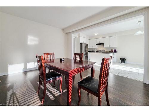 31 Santos Drive, Caledonia, ON - Indoor Photo Showing Dining Room