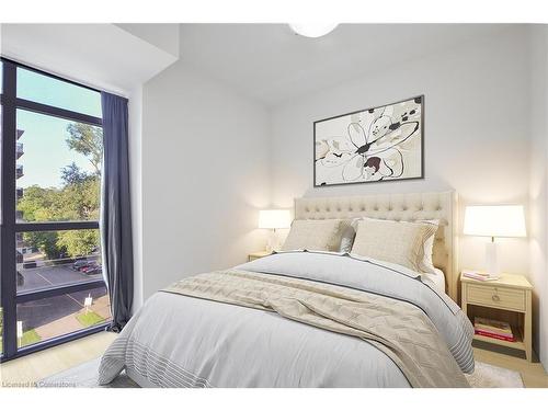 407-85 Robinson Street, Hamilton, ON - Indoor Photo Showing Bedroom