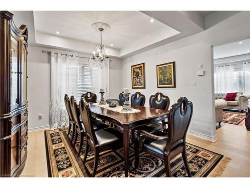 5632 Osprey Avenue, Niagara Falls, ON - Indoor Photo Showing Dining Room