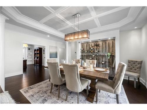 4206 Sarazen Drive, Burlington, ON - Indoor Photo Showing Dining Room