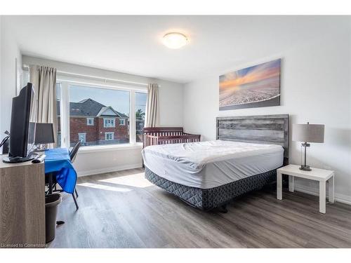 4235 Shuttleworth Drive, Niagara Falls, ON - Indoor Photo Showing Bedroom