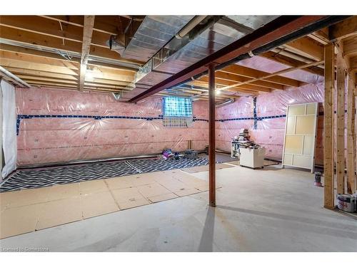 4235 Shuttleworth Drive, Niagara Falls, ON - Indoor Photo Showing Basement