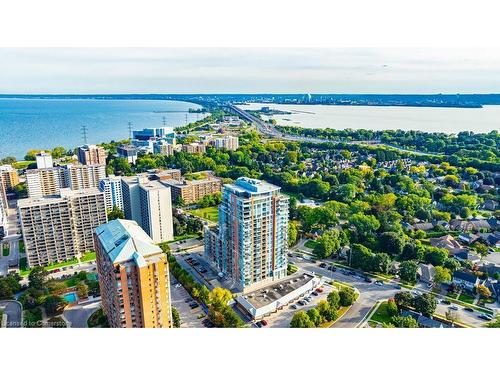 607-551 Maple Avenue, Burlington, ON - Outdoor With Body Of Water With View