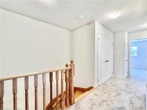 100 Baker Street, Thorold, ON - Indoor Photo Showing Other Room