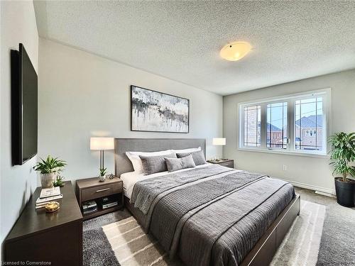 100 Baker Street, Thorold, ON - Indoor Photo Showing Bedroom