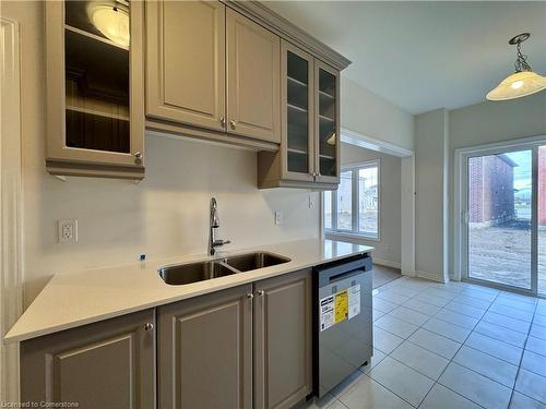 100 Baker Street, Thorold, ON - Indoor Photo Showing Kitchen With Double Sink