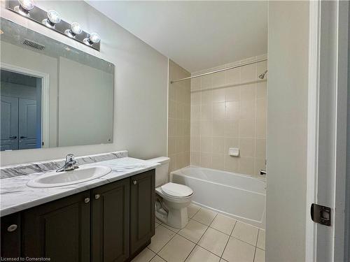 100 Baker Street, Thorold, ON - Indoor Photo Showing Bathroom