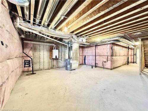 100 Baker Street, Thorold, ON - Indoor Photo Showing Basement