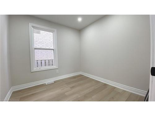 32 Vansitmart Avenue, Hamilton, ON - Indoor Photo Showing Other Room