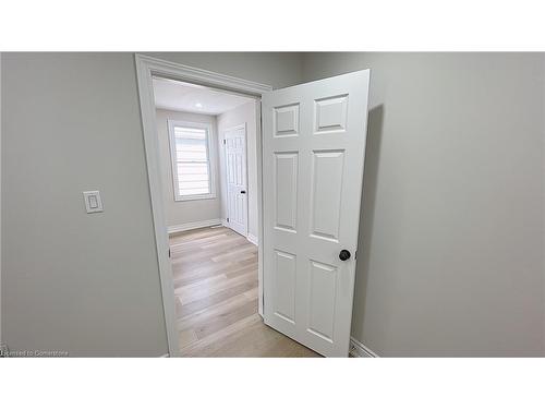 32 Vansitmart Avenue, Hamilton, ON - Indoor Photo Showing Other Room