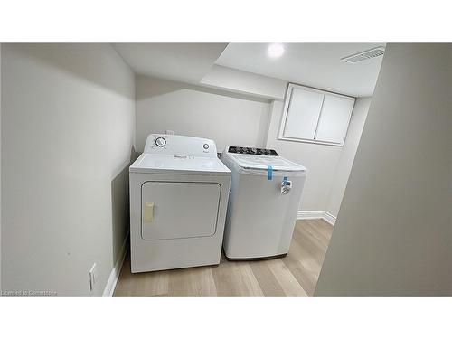 32 Vansitmart Avenue, Hamilton, ON - Indoor Photo Showing Laundry Room