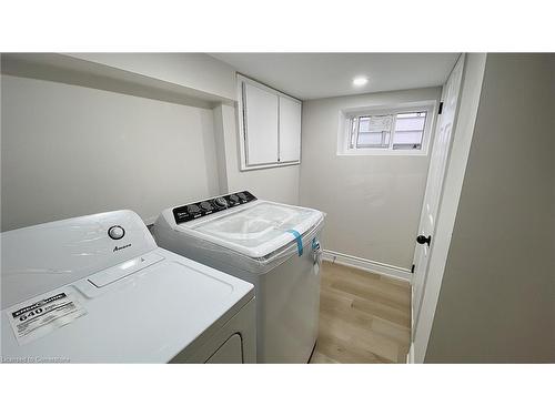 32 Vansitmart Avenue, Hamilton, ON - Indoor Photo Showing Laundry Room