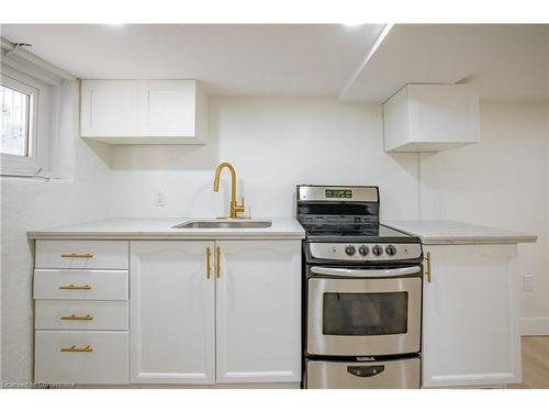 Lower-149 Leinster Street N, Hamilton, ON - Indoor Photo Showing Kitchen