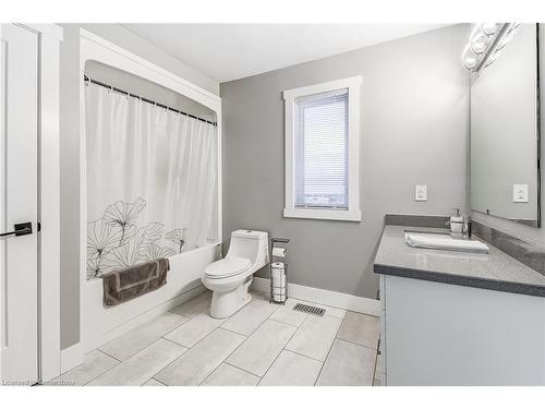 74362 Driftwood Drive, Bayfield, ON - Indoor Photo Showing Bathroom