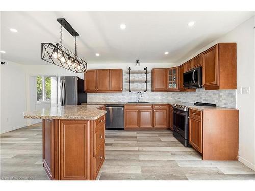 772 Bernard Lake Road, Parry Sound, ON - Indoor Photo Showing Kitchen