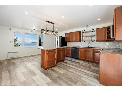 772 Bernard Lake Road, Parry Sound, ON - Indoor Photo Showing Kitchen