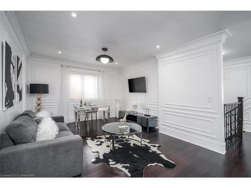 27 Leith Drive Drive, Bradford/West Gwillimbury, ON - Indoor Photo Showing Living Room