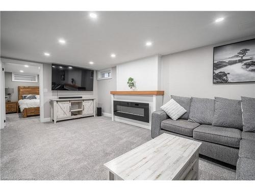 71 Fielding Crescent, Hamilton, ON - Indoor Photo Showing Living Room With Fireplace