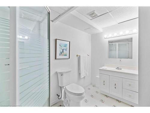 479 Fothergill Boulevard, Burlington, ON - Indoor Photo Showing Bathroom