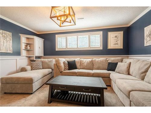 772 Francis Road, Burlington, ON - Indoor Photo Showing Living Room