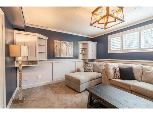 772 Francis Road, Burlington, ON - Indoor Photo Showing Living Room