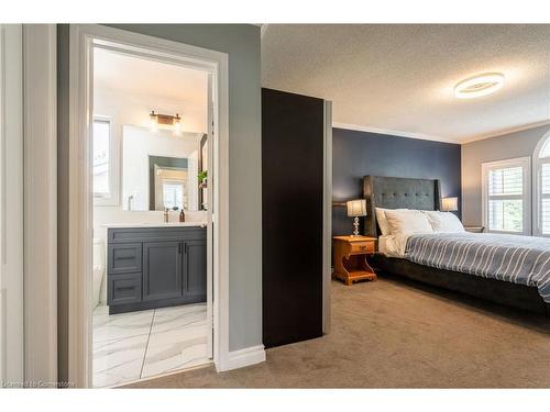 772 Francis Road, Burlington, ON - Indoor Photo Showing Bedroom