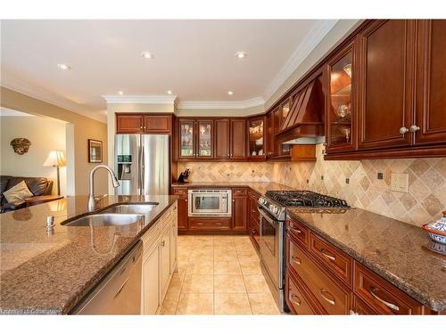 2049 Country Club Drive, Burlington, ON - Indoor Photo Showing Kitchen With Stainless Steel Kitchen With Double Sink With Upgraded Kitchen