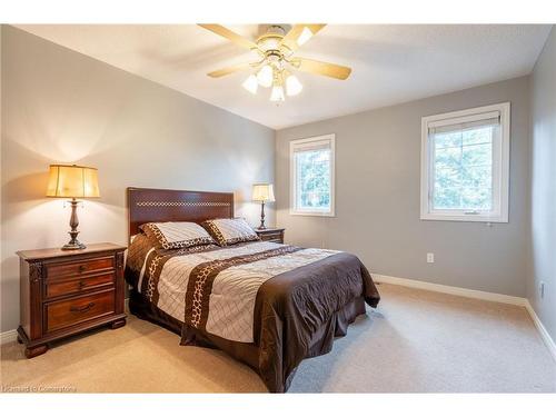 2049 Country Club Drive, Burlington, ON - Indoor Photo Showing Bedroom