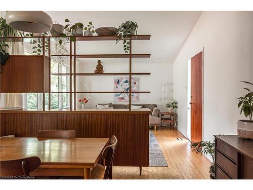 135 West 34Th Street, Hamilton, ON - Indoor Photo Showing Dining Room