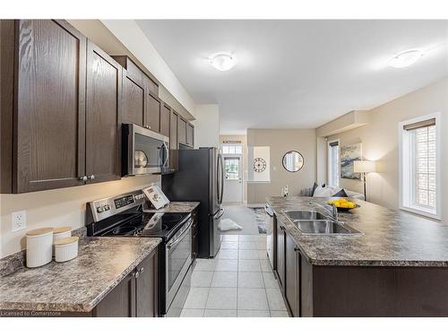 46 Hugill Way, Waterdown, ON - Indoor Photo Showing Kitchen With Double Sink