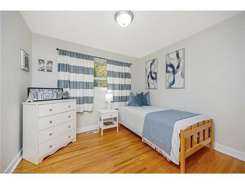 162 Prince Charles Drive, Georgetown, ON - Indoor Photo Showing Bedroom