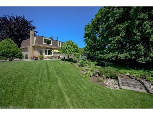 2262 Bonnylyn Court, Oakville, ON - Outdoor