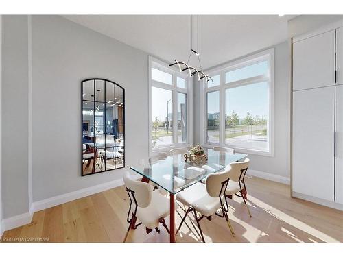 39 Wellspring Way, Pelham, ON - Indoor Photo Showing Dining Room