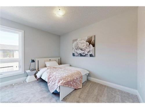 39 Wellspring Way, Pelham, ON - Indoor Photo Showing Bedroom