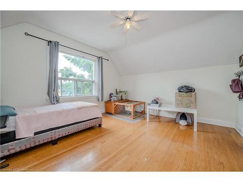 1650 King Street E, Hamilton, ON - Indoor Photo Showing Bedroom