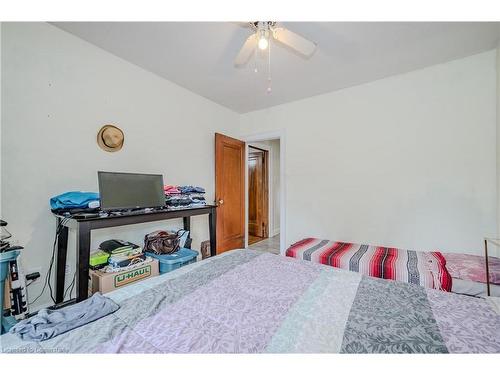 1650 King Street E, Hamilton, ON - Indoor Photo Showing Bedroom