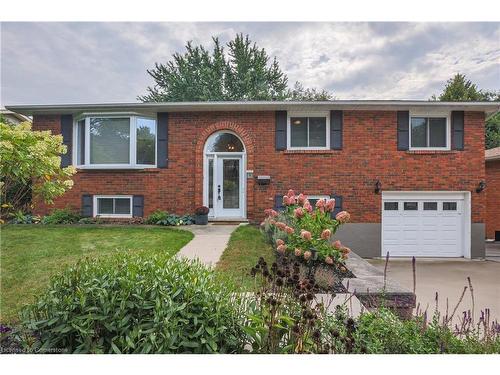 77 Debora Drive, Grimsby, ON - Outdoor