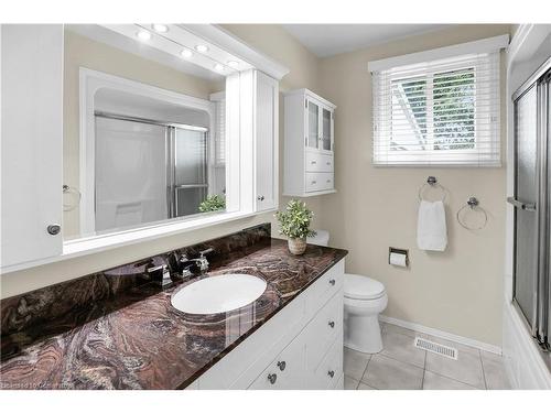 77 Debora Drive, Grimsby, ON - Indoor Photo Showing Bathroom