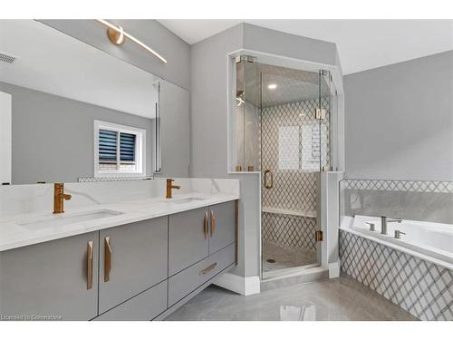 390 Southcote Road, Ancaster, ON - Indoor Photo Showing Bathroom