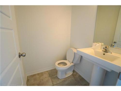 21-290 Barton Street W, Hamilton, ON - Indoor Photo Showing Bathroom