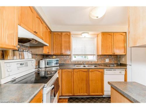 155 Nathan Crescent, Barrie, ON - Indoor Photo Showing Kitchen With Double Sink