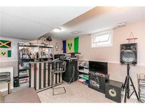 155 Nathan Crescent, Barrie, ON - Indoor Photo Showing Other Room