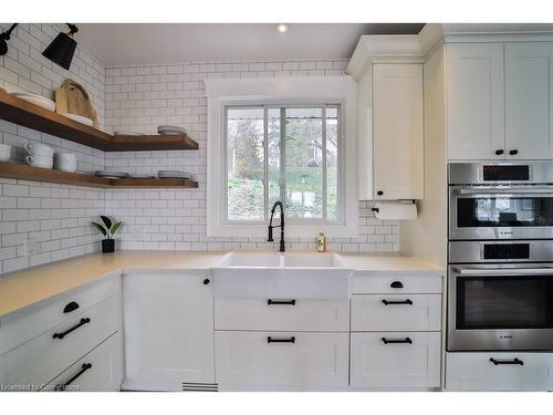 4028 Millar Crescent, Burlington, ON - Indoor Photo Showing Kitchen With Double Sink