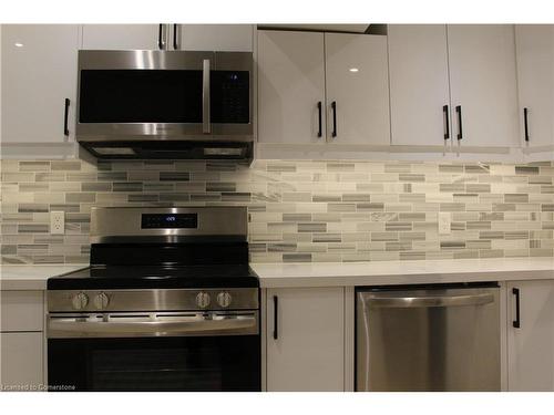 103-69 East Main Street, Welland, ON - Indoor Photo Showing Kitchen With Double Sink With Upgraded Kitchen