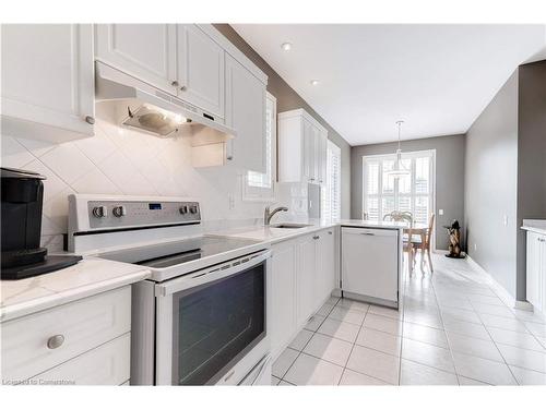 41-2243 Turnberry Road, Burlington, ON - Indoor Photo Showing Kitchen