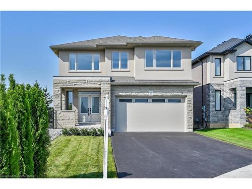 33 Hampshire Place, Stoney Creek, ON - Outdoor With Facade