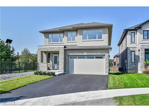 33 Hampshire Place, Stoney Creek, ON - Outdoor With Facade