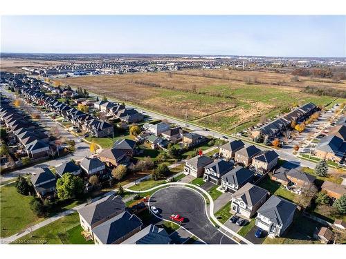 33 Hampshire Place, Stoney Creek, ON - Outdoor With View