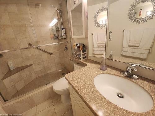 905-1415 Ghent Avenue, Burlington, ON - Indoor Photo Showing Bathroom