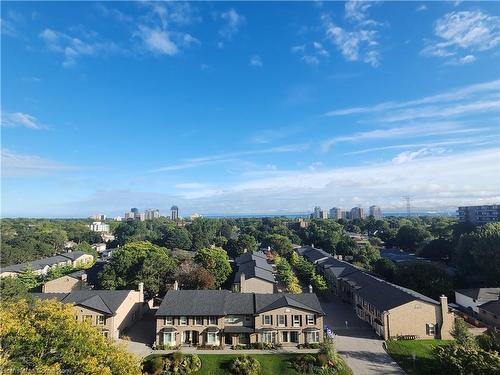 905-1415 Ghent Avenue, Burlington, ON - Outdoor With View